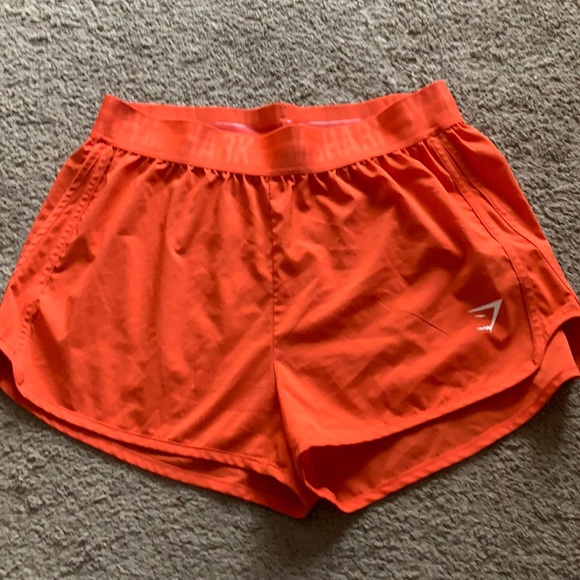 Gymshark Pants - Gymshark training shorts L